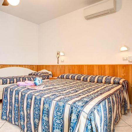 Hotel Genzianella Cervia Bagian luar foto