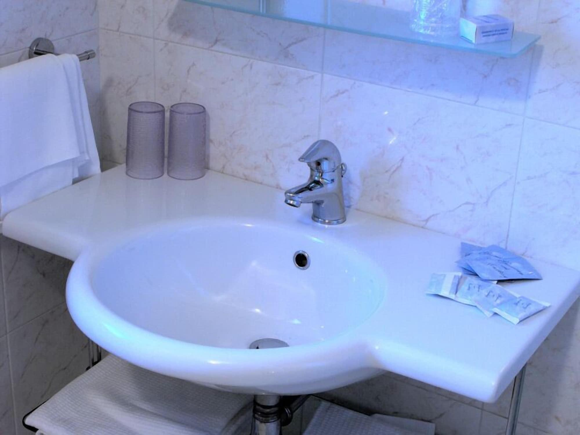 Hotel Genzianella Cervia Bagian luar foto