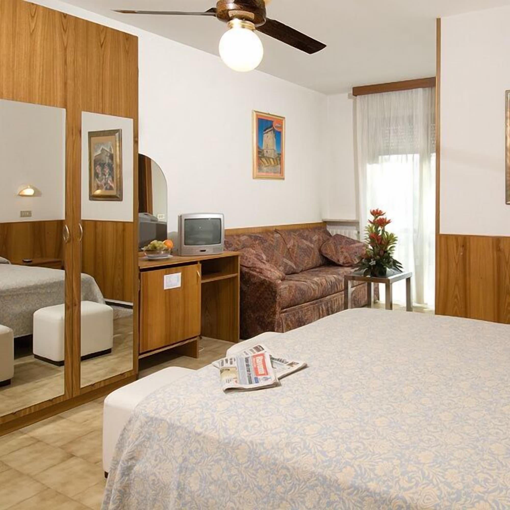 Hotel Genzianella Cervia Bagian luar foto