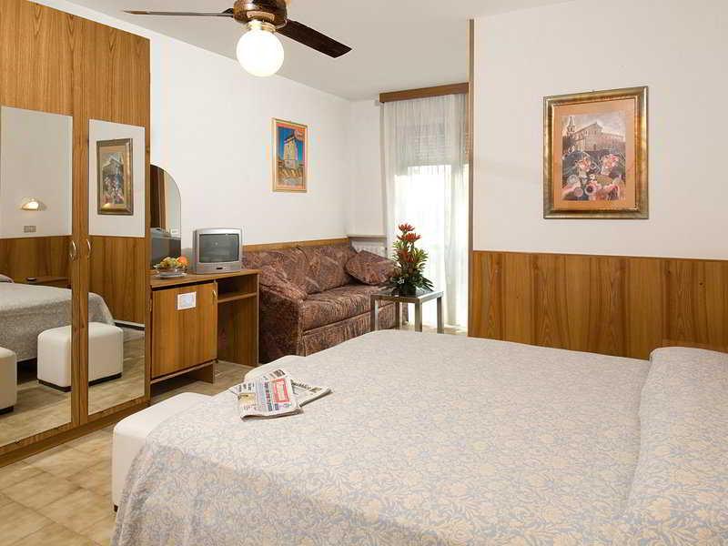 Hotel Genzianella Cervia Bagian luar foto