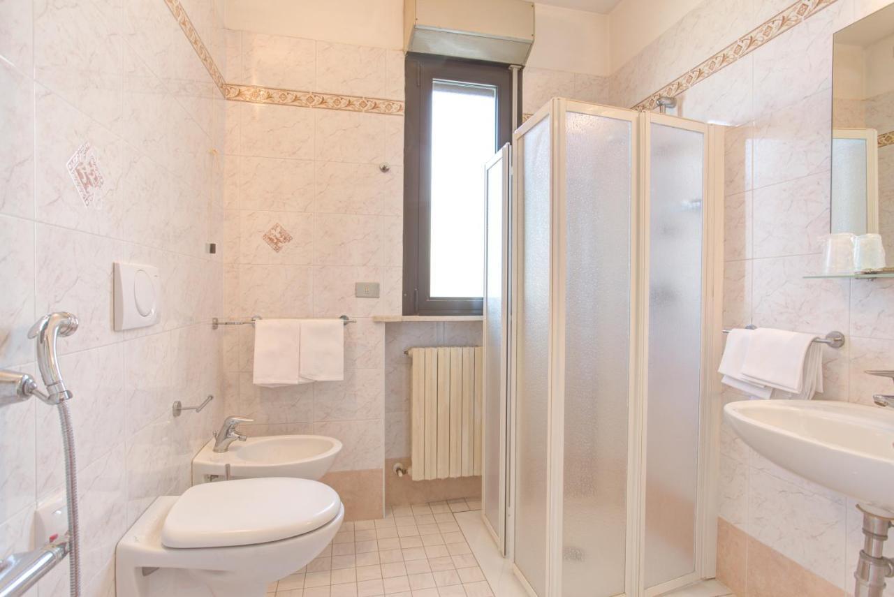 Hotel Genzianella Cervia Bagian luar foto