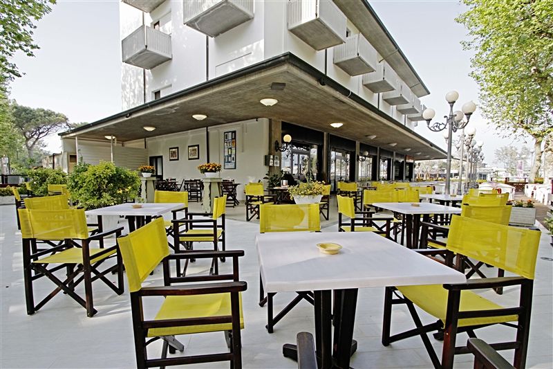 Hotel Genzianella Cervia Bagian luar foto