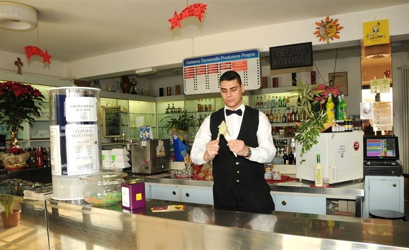 Hotel Genzianella Cervia Bagian luar foto